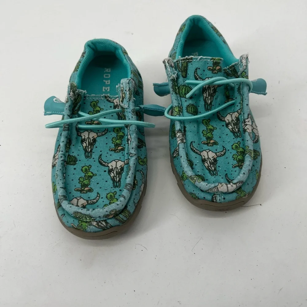 Roper Little Kid Size 12 Chillin Slip On Round Toe Shoes.